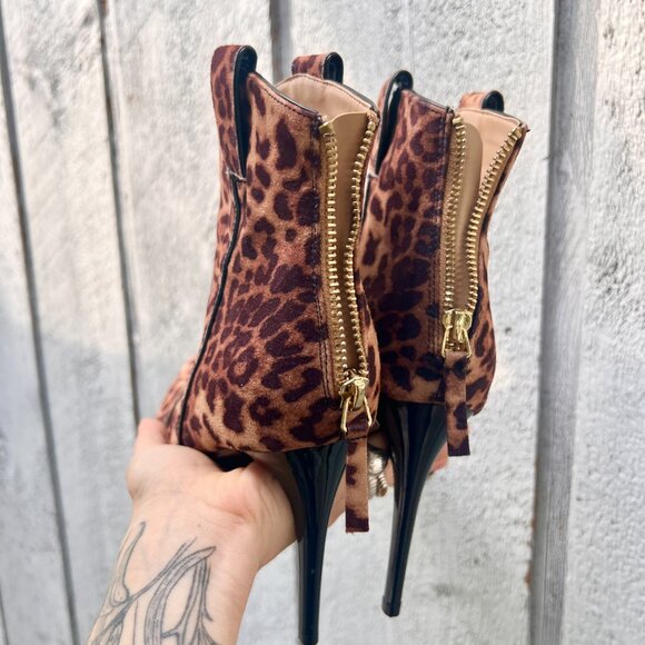 Just Fab Leopard Print Cowboy Stiletto Booties Size 9.5 - Picture 6 of 8